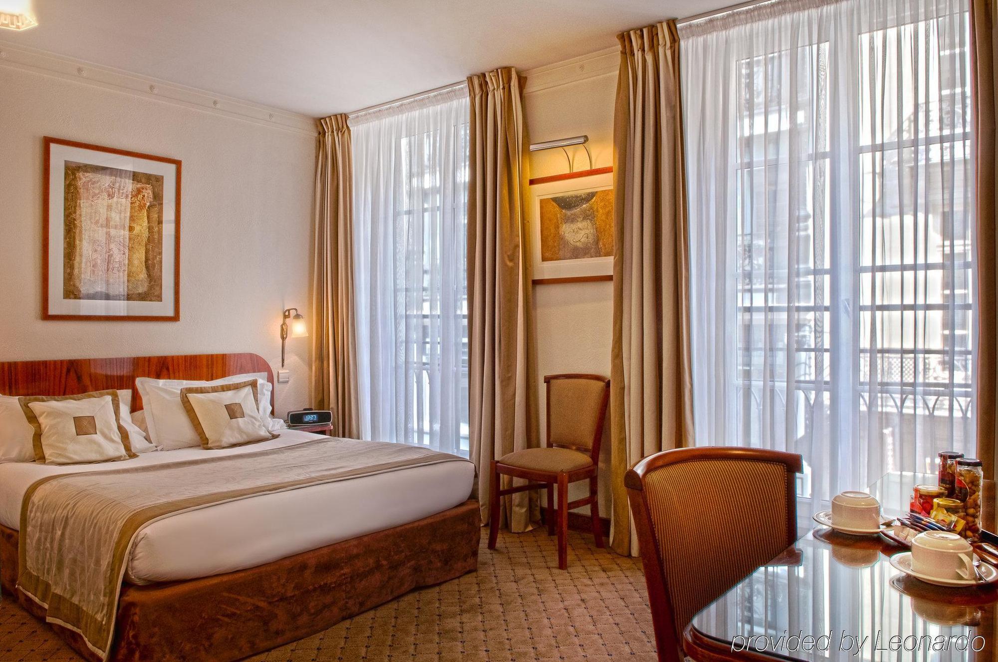 Hotel Opera Richepanse Paris Oda fotoğraf
